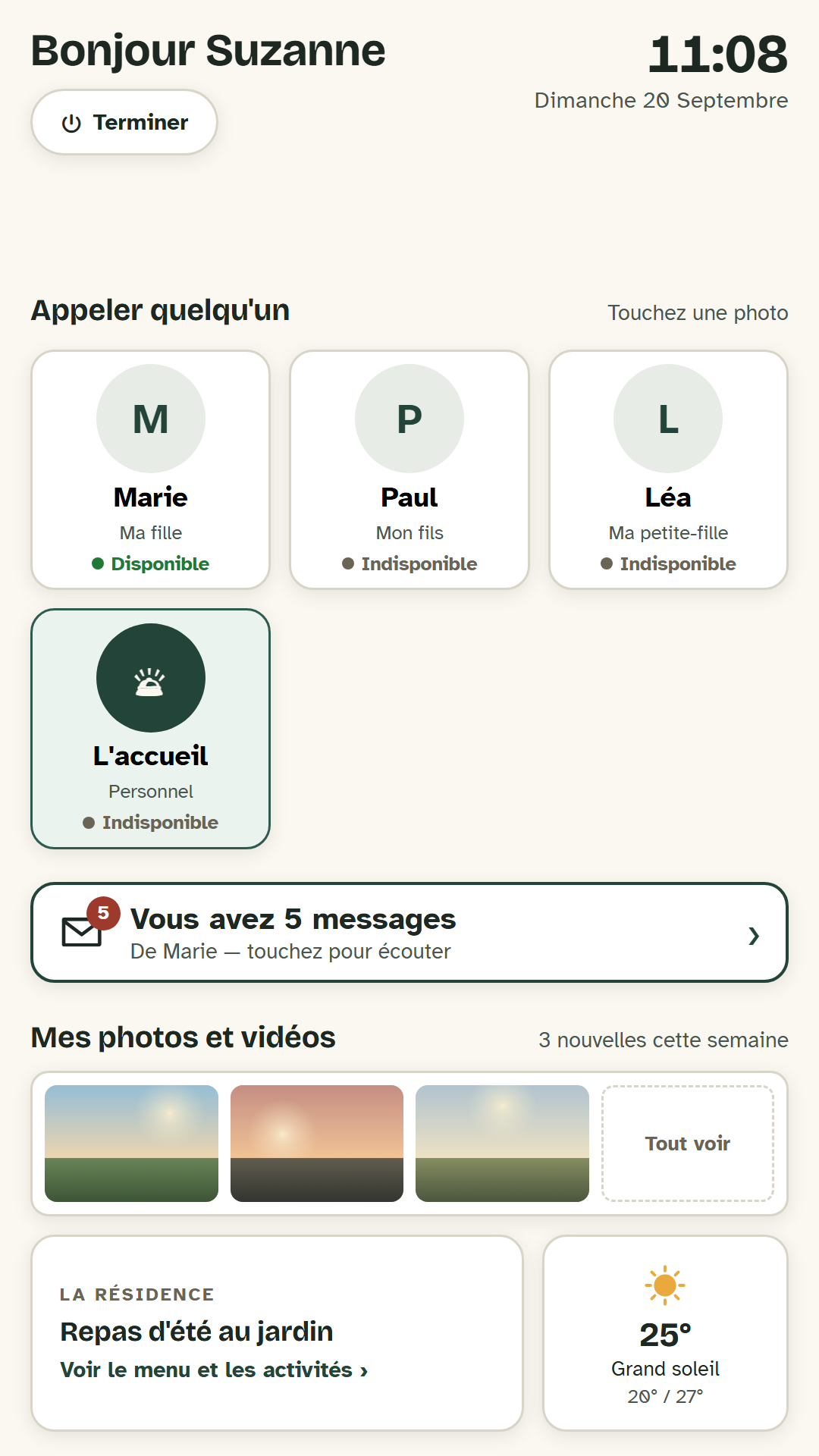 La borne après le badge : bonjour Suzanne, ses proches, ses messages et ses photos